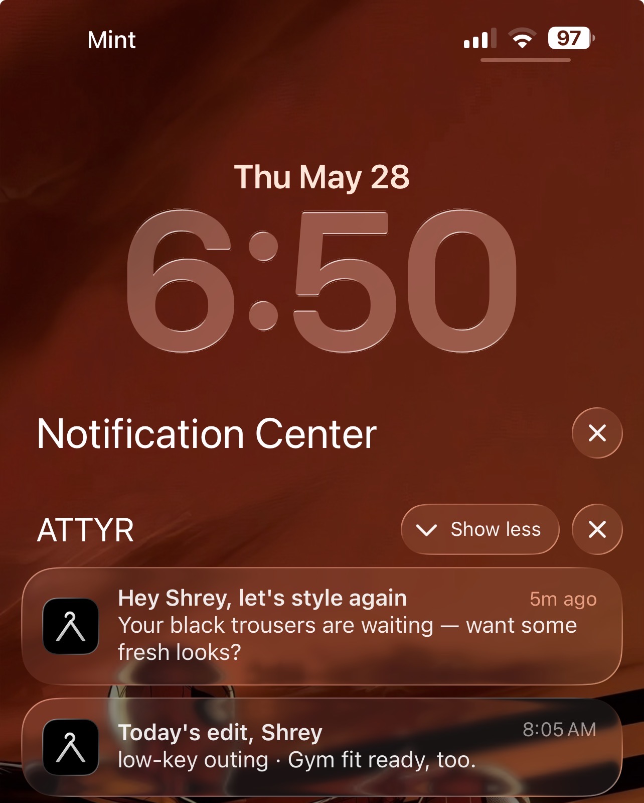Attyr push notifications written like a stylist's text